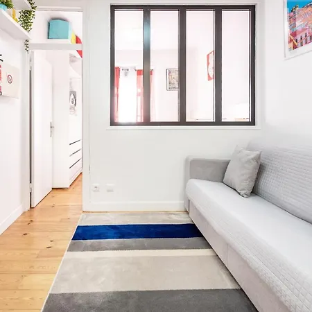 Charming In By Guestready