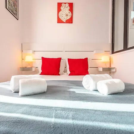 Appartement Charming In By Guestready