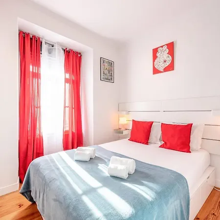 Apartment Charming In By Guestready Lisbon