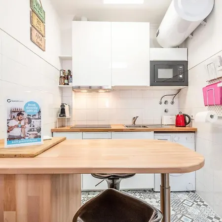 Apartman Charming In By Guestready *